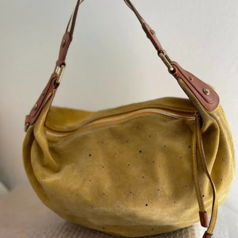Louis Vuitton Mahina Onata Gm Leather Bag AUTHENTICATION FREE